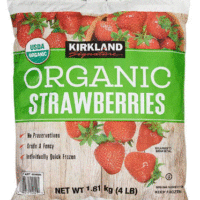 Kirkland Signature Organic Strawberries, 4 lbs